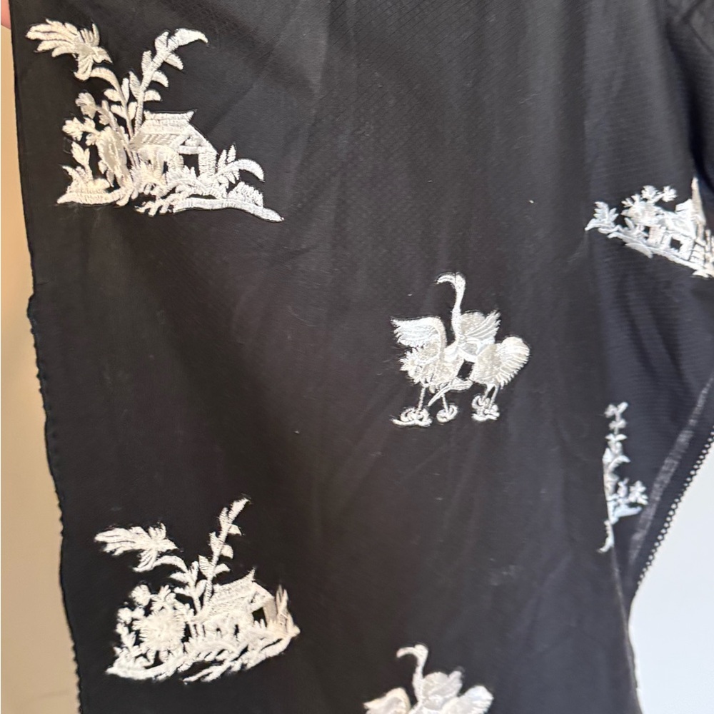 New Elegant Black and White embroidered Midi Dress - Picture 4 of 8